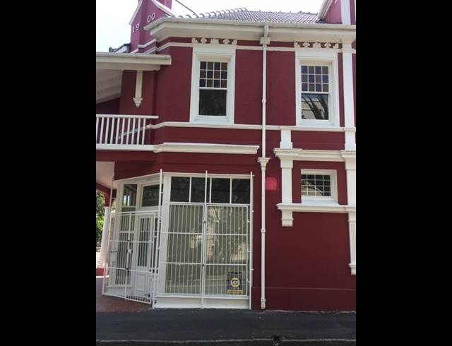 1 BEDROOM PROPERTY TO RENT IN RONDEBOSCH